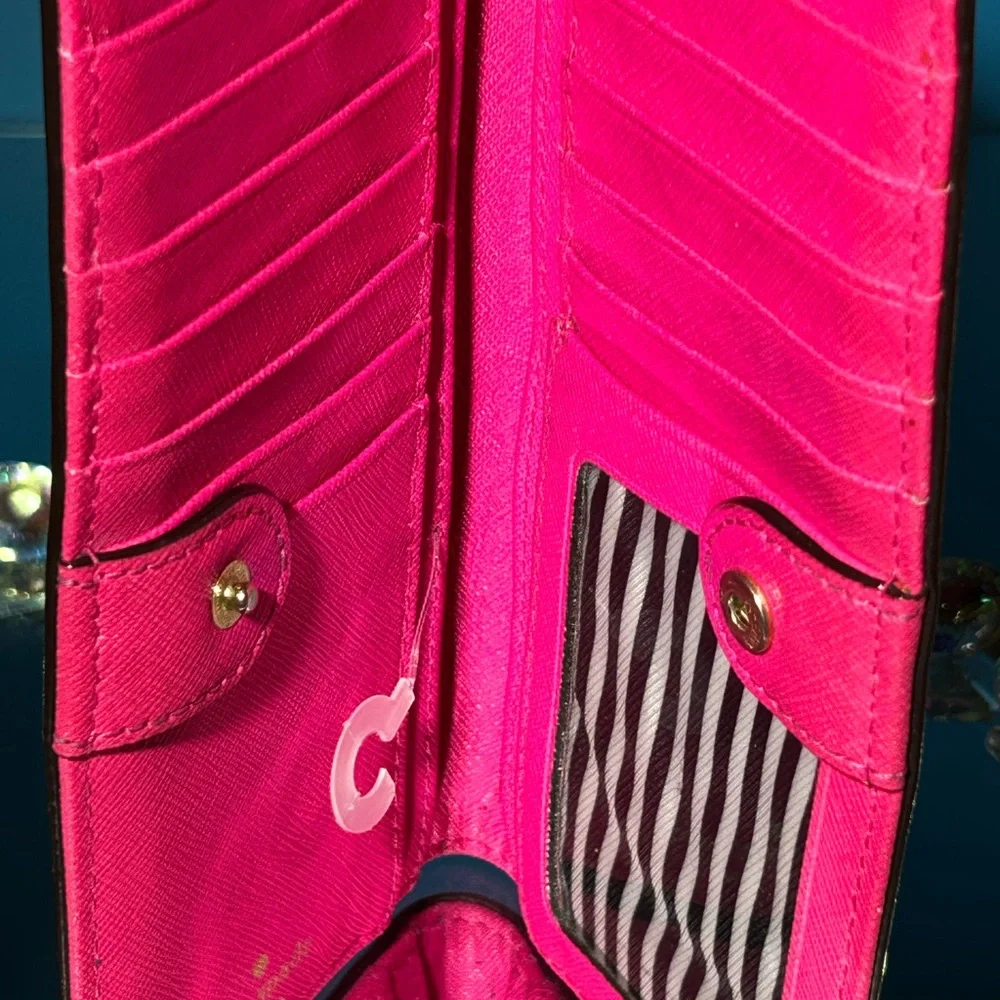 Kate Spade Pink Wallet Sleek Design 7” x 4” Like new - Picture 7 of 15